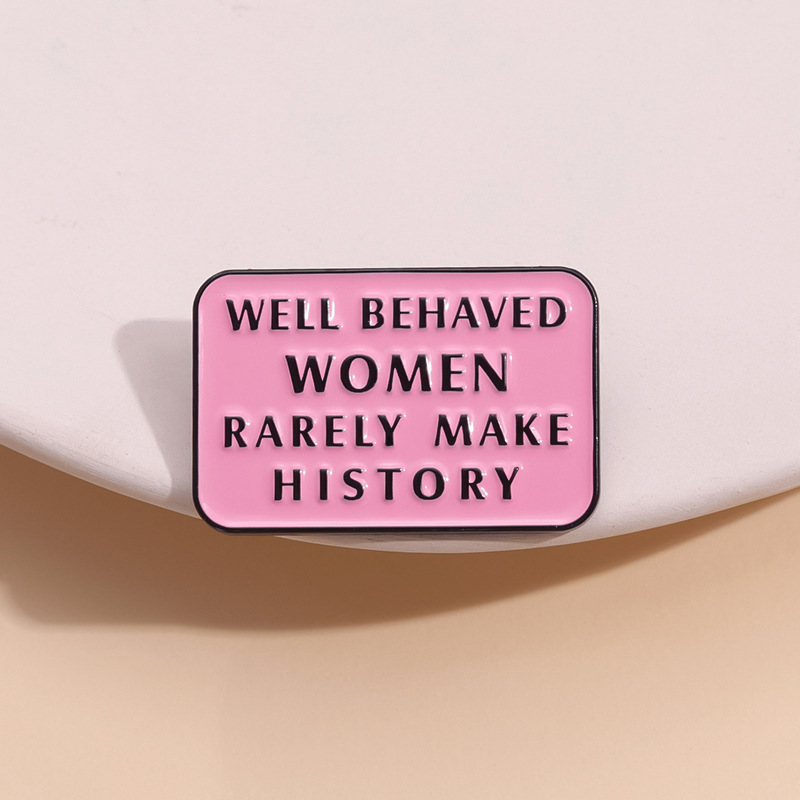 Jewelry Making History - Broches de esmalte de buen comportamiento