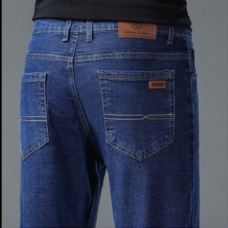 Pantalones Vaqueros Negros y A - Levis Jeans 501 reseña y precio